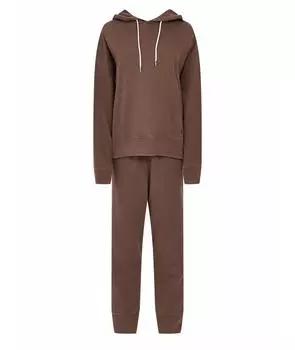 Спортивные костюмы