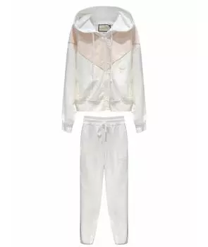 Спортивные костюмы