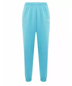 Спортивные костюмы