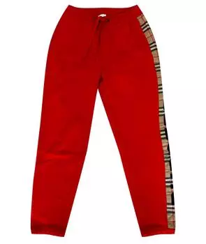 Спортивные костюмы