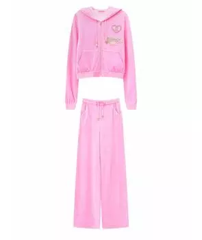 Спортивные костюмы