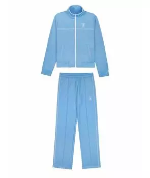 Спортивные костюмы