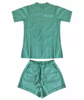 Спортивные костюмы