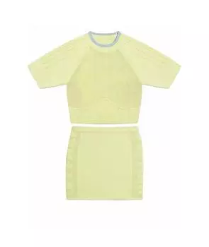 Спортивные костюмы