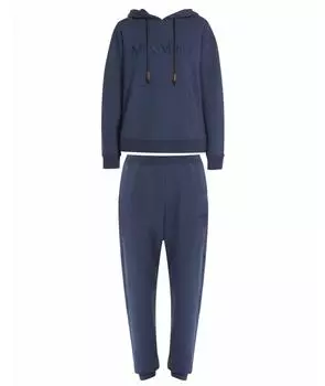 Спортивные костюмы