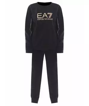 Спортивные костюмы