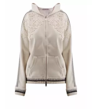 Спортивные костюмы