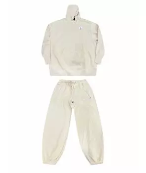 Спортивные костюмы