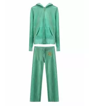 Спортивные костюмы