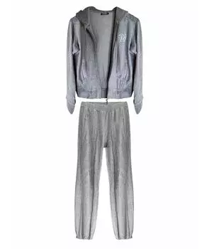 Спортивные костюмы