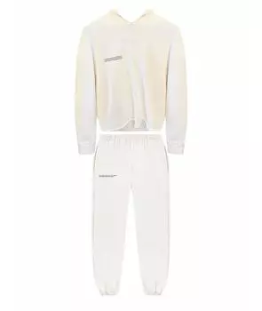 Спортивные костюмы