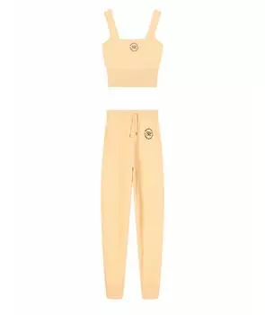 Спортивные костюмы