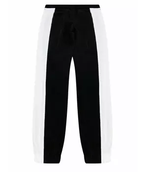 Спортивные костюмы