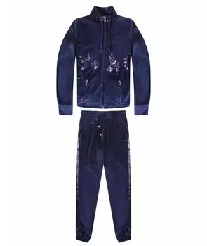 Спортивные костюмы