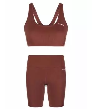 Спортивные костюмы