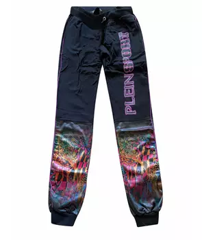 Спортивные костюмы