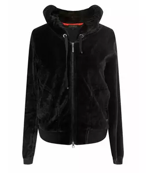 Спортивные костюмы