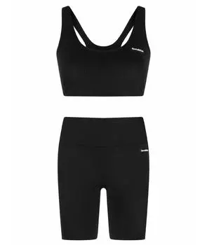 Спортивные костюмы