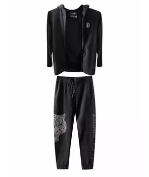 Спортивные костюмы