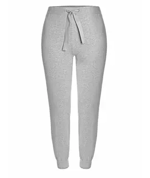 Спортивные костюмы