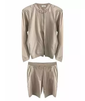 Спортивные костюмы