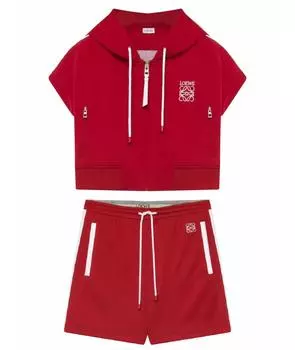 Спортивные костюмы