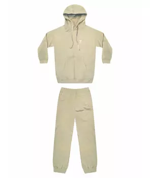 Спортивные костюмы