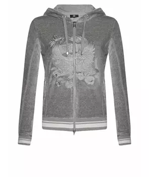 Спортивные костюмы