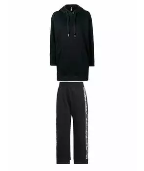 Спортивные костюмы