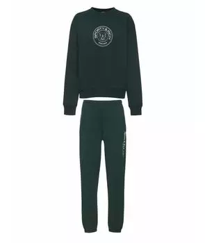 Спортивные костюмы