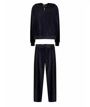 Спортивные костюмы