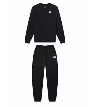 Спортивные костюмы