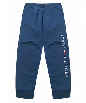 Спортивные костюмы