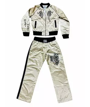 Спортивные костюмы