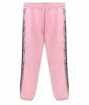 Спортивные костюмы