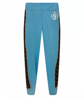 Спортивные костюмы