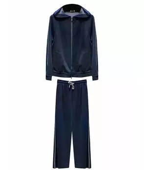 Спортивные костюмы