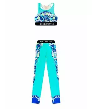 Спортивные костюмы