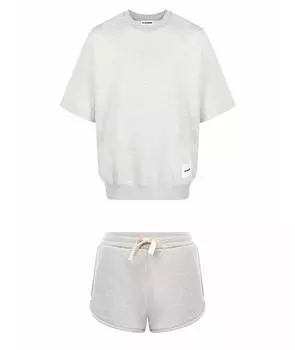 Спортивные костюмы