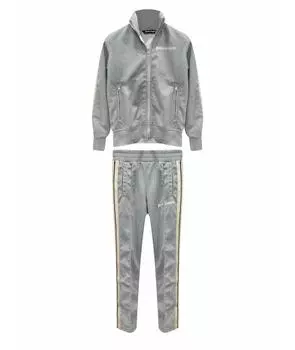 Спортивные костюмы