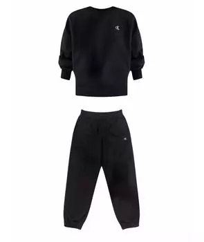 Спортивные костюмы