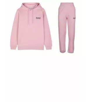 Спортивные костюмы