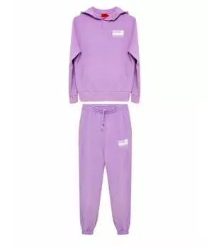 Спортивные костюмы