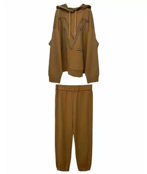 Спортивные костюмы