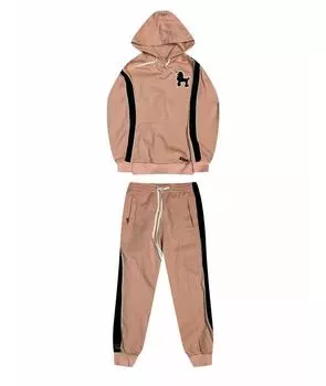 Спортивные костюмы