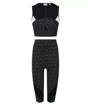 Спортивные костюмы