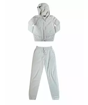 Спортивные костюмы