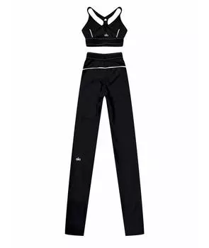 Спортивные костюмы