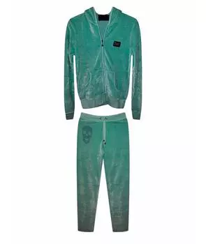 Спортивные костюмы