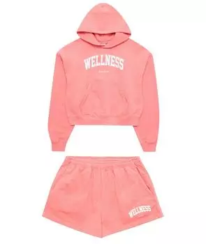 Спортивные костюмы